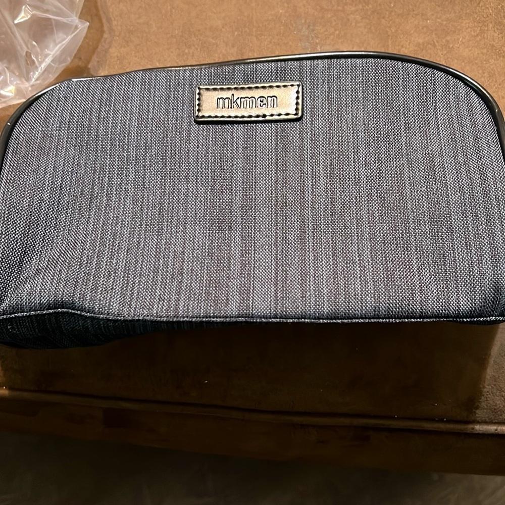 mkmen Toiletry Bag